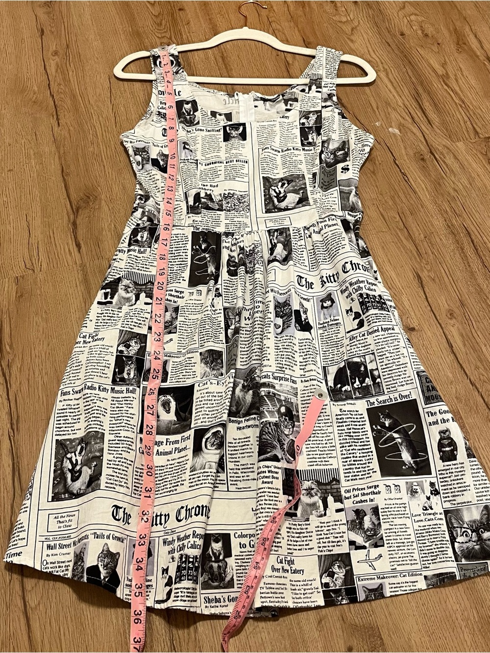Retrolicious Cat Newspaper Print Sleeveless Dress Black White size M POCKETS - Picture 7 of 7
